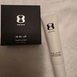 Peptide Lip Mask - White